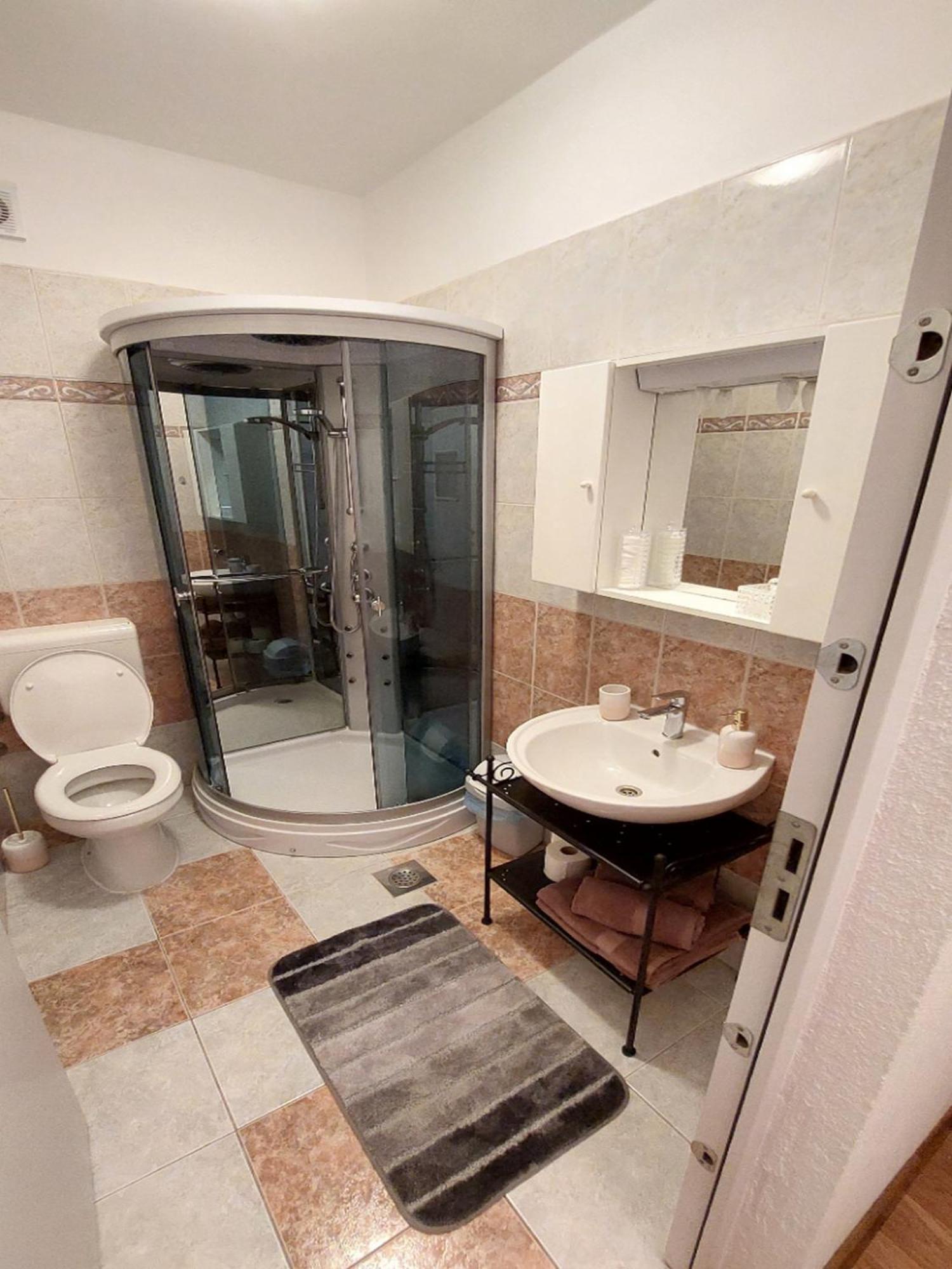 Rooms Argo كريس المظهر الخارجي الصورة